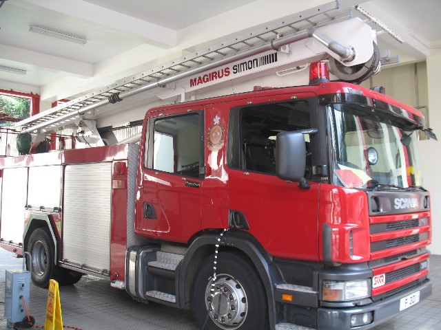 Images/fireman badge 071208 033.jpg